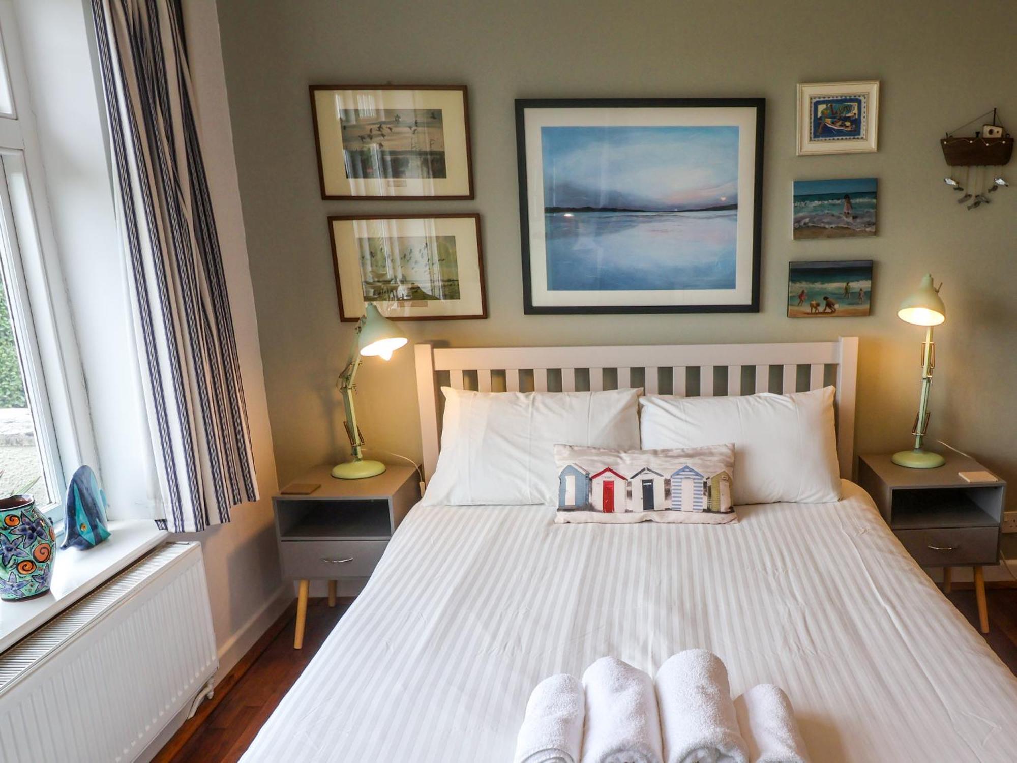 The Apartment At Queen Anne'S Lodge Lyme Regis Bagian luar foto